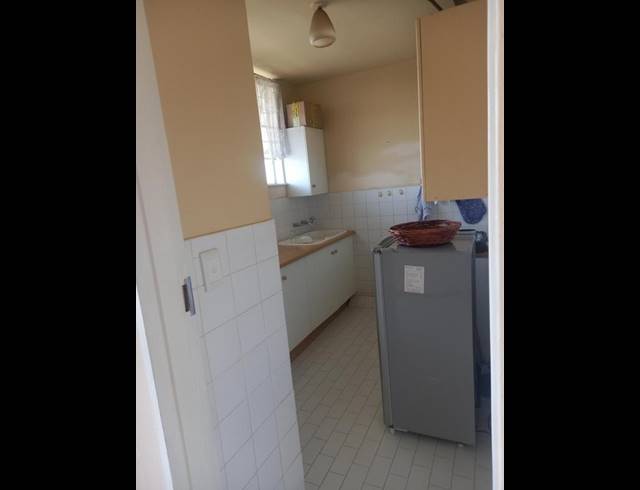 1 BEDROOM APARTMENT FOR SALE IN KENSINGTON